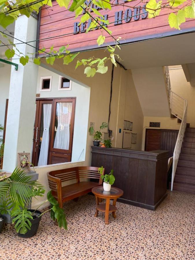 Mae Mae Beach House Batununggul ภายนอก รูปภาพ