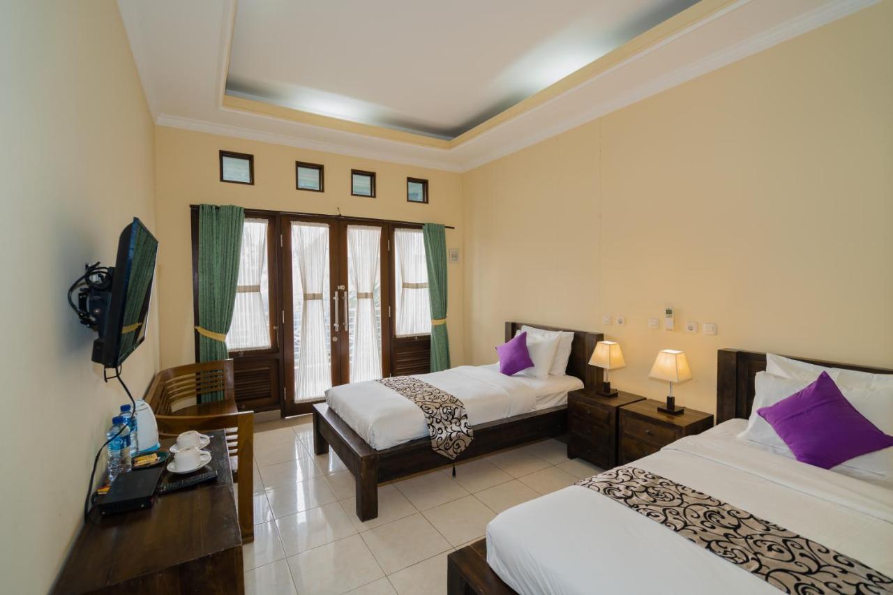 Mae Mae Beach House Batununggul ภายนอก รูปภาพ